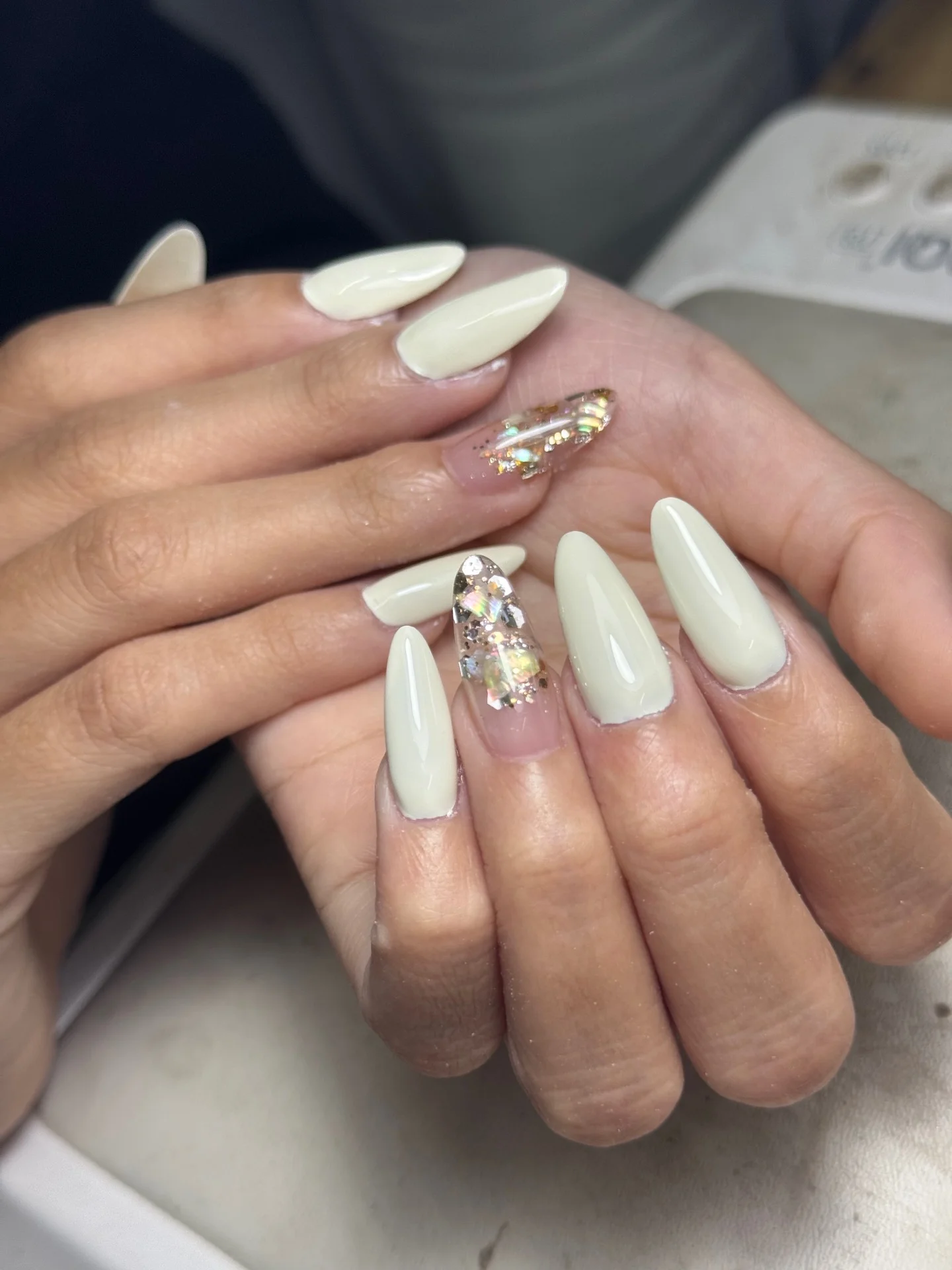 Kỹ thuật ẩn, thiết kế bằng gel